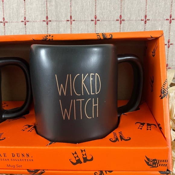 Rae Dunn Artisan Collection by Magenta Halloween Mug Gift Set Devil & Witch New - Picture 4 of 10